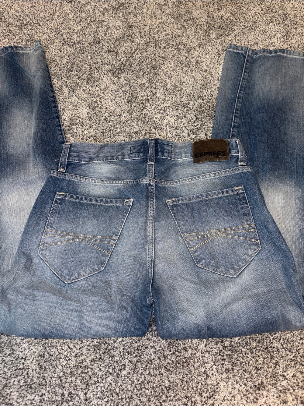 Men's Express Blue Washed Straight-Leg Loose Fit